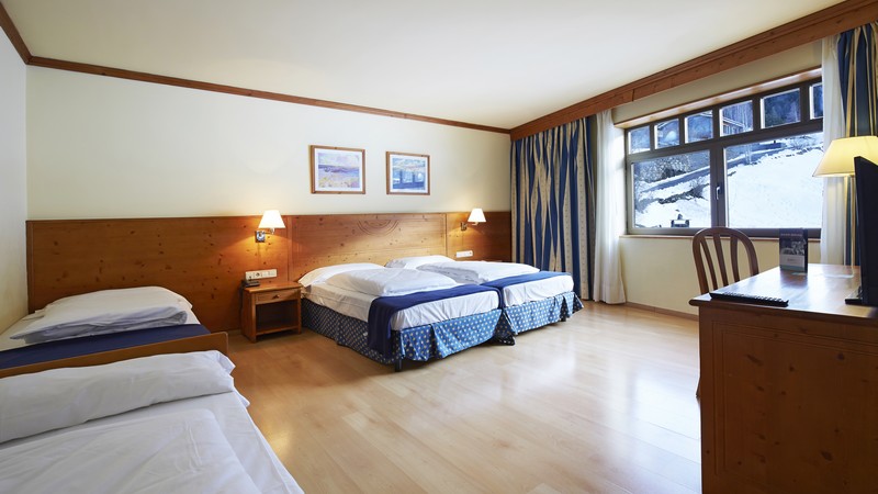 Fyrbäddsrum på Hotel Euro Ski Fyrbäddsrum på Hotel Euro Ski